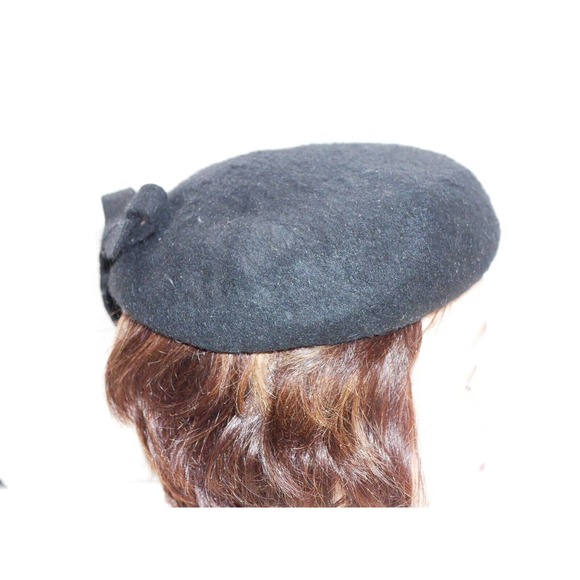 Vintage Black K-M-F Neumann Endler Wool Fascinator Hat With Bow - Picture 3 of 16